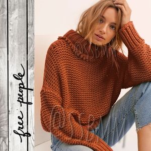 Free People🎁 Chunky Soft thick knit camel sweater